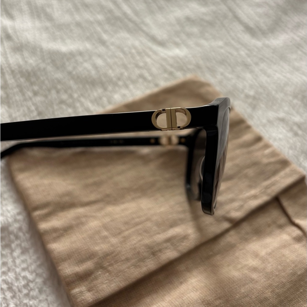 Dior 30mm Sunglasses - Picture 3 of 9